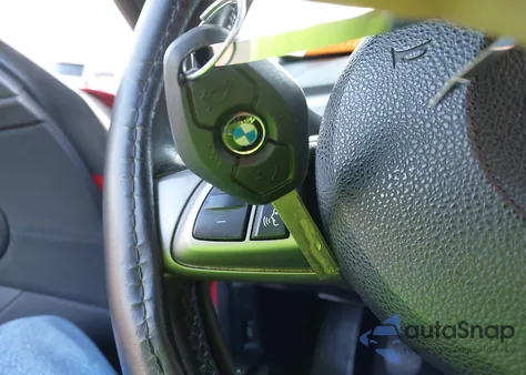 2005 BMW Z4 2.5I из США, поврежденный, VIN 4USBT33575LR69979